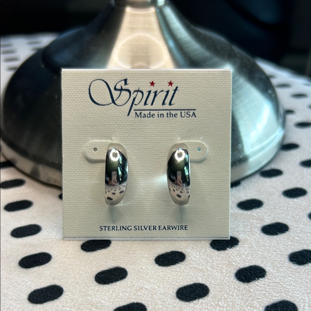Spirit Shiny Silver Hoop Earrings